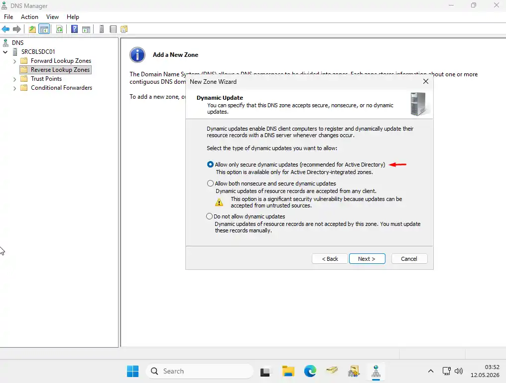 New Zone Wizard, Dynamic Update page: Allow only secure dynamic updates is selected